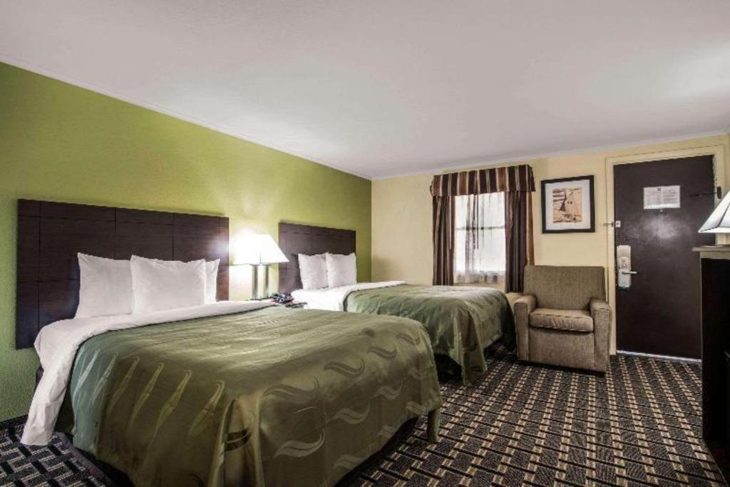 Quality Inn Barre-Montpelier Bagian luar foto